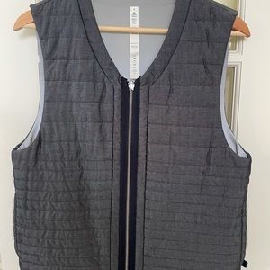 Lululemon reversible reflective running vest size small